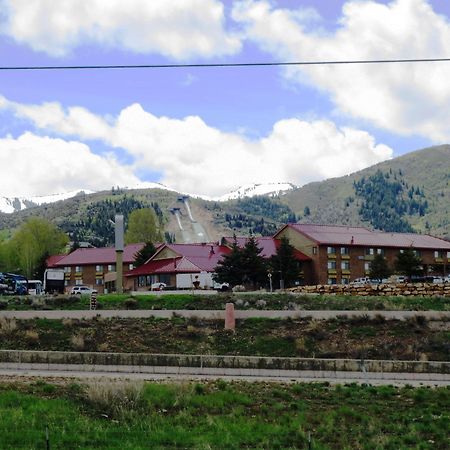 Best Western Plus Landmark Inn Park City Bagian luar foto